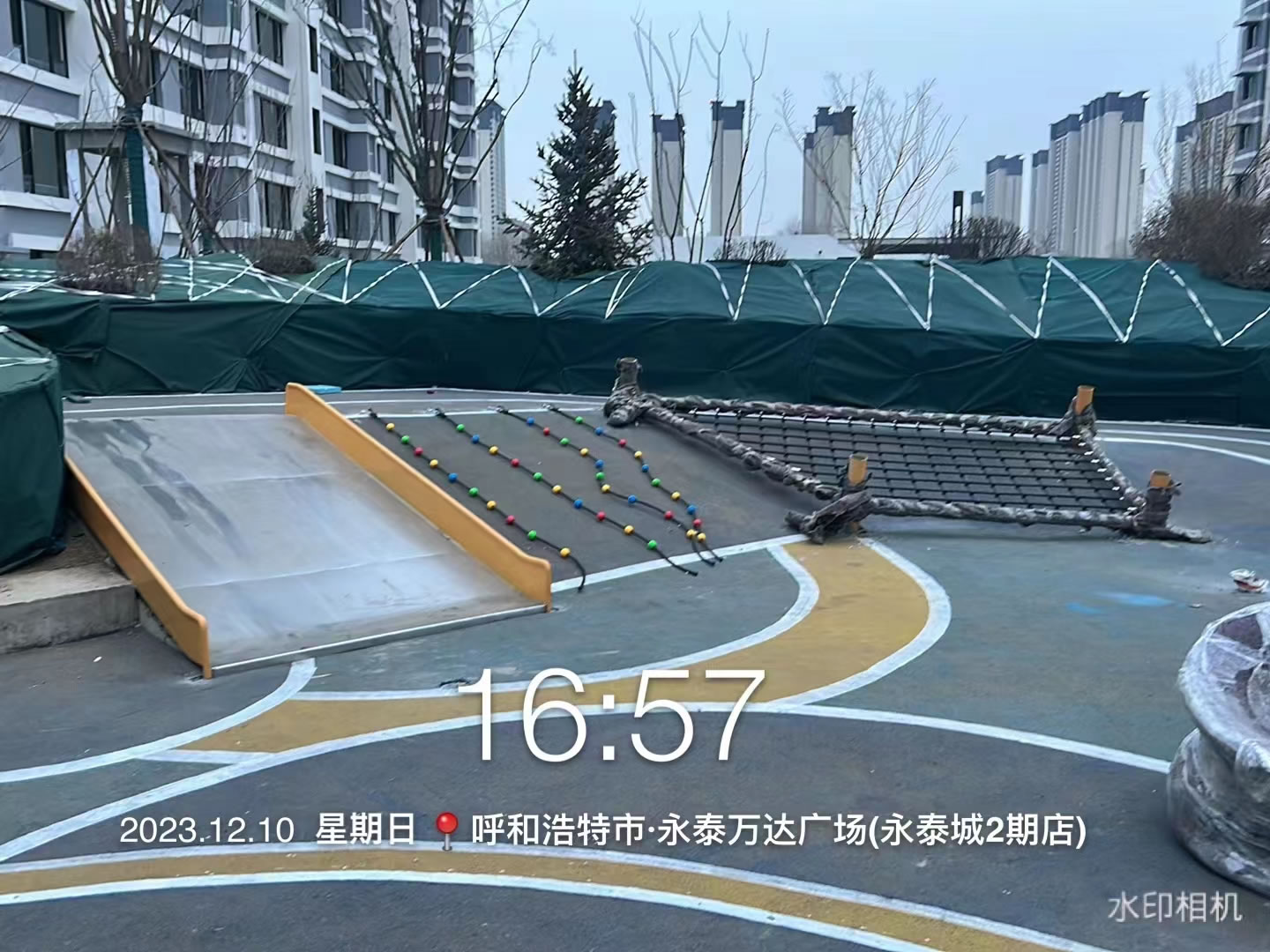 于樂不銹鋼滑梯設(shè)備廠家 于樂不銹鋼滑梯設(shè)備廠家